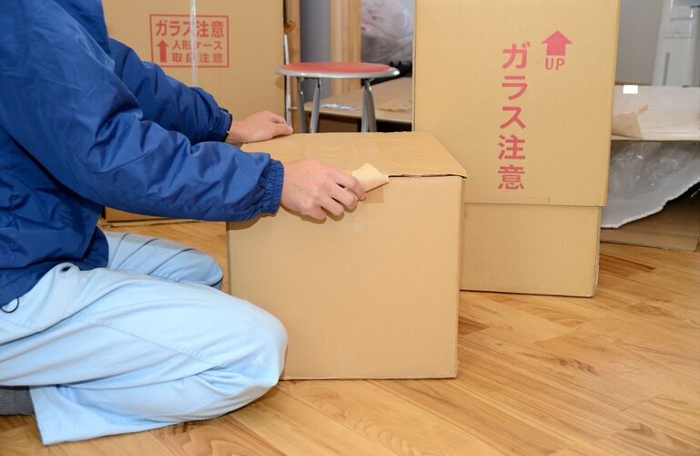 ゴミ屋敷状態のご実家の片付けもお任せ | 大津市の遺品整理なら徹底した作業を行うビー・ステンド株式会社