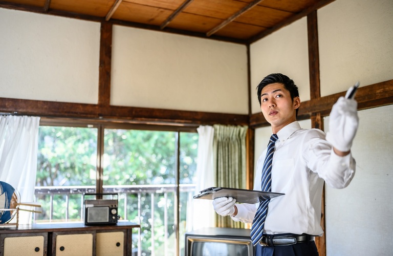安い料金で質の高いサービスを実現しております | 大津市の遺品整理なら徹底した作業を行うビー・ステンド株式会社